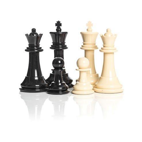 Giant Outdoor Chess MegaChess Plastic 8 Inch Giant Chess Set