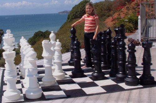 MegaChess 37 Inch Plastic Giant Chess Set with Nylon Mat |  | GiantChessUSA