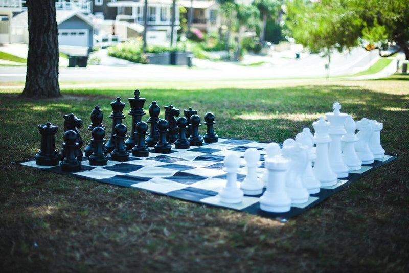 MegaChess 16 Inch Plastic Giant Chess Set with Nylon Mat |  | GiantChessUSA